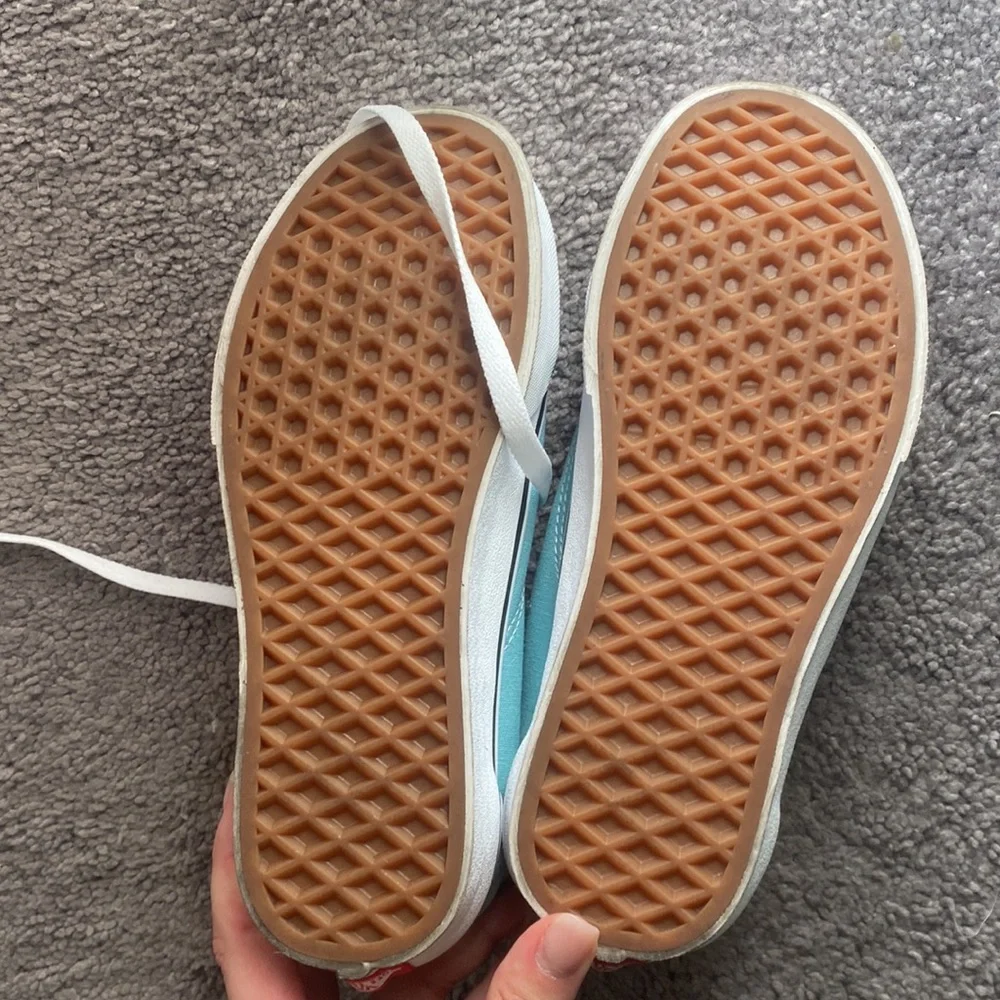 BLUE VANS - Picture 2 of 3